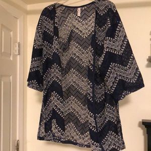 Short sleeve cover up